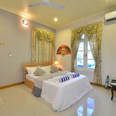 Starry Night At Ukulhas Hotel Luaran gambar