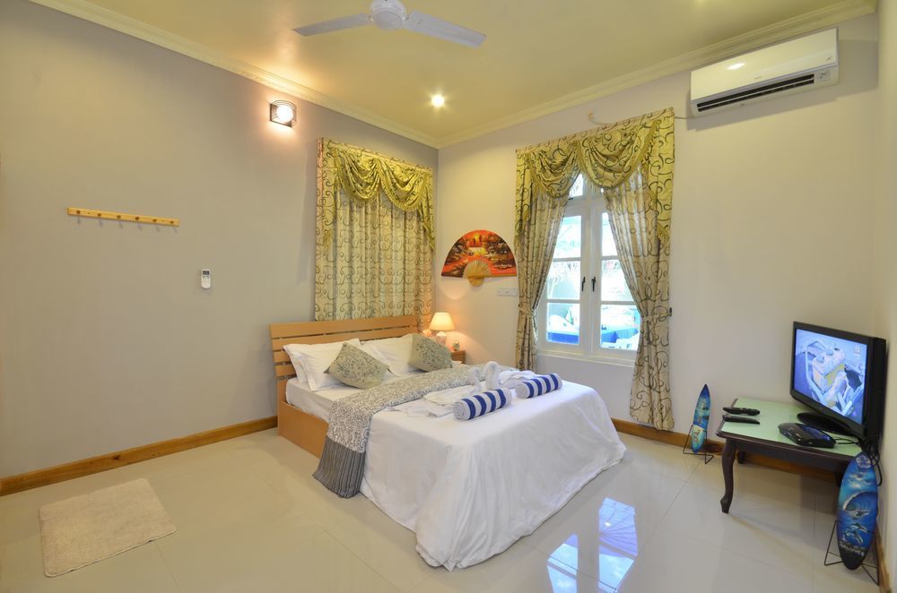 Starry Night At Ukulhas Hotel Luaran gambar