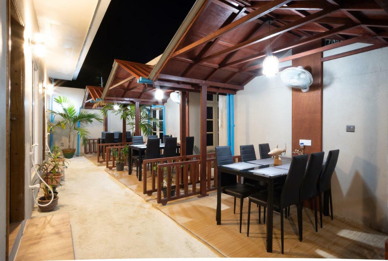 Starry Night At Ukulhas Hotel Luaran gambar