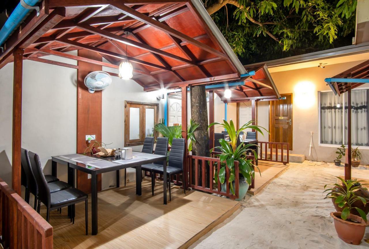 Starry Night At Ukulhas Hotel Luaran gambar